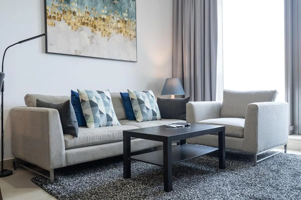 Wonderful 1-Bedroom With Canal View At Sparkle Tower In Dubai Marina Апартаменты