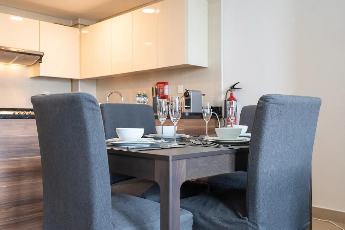 Апартаменты Wonderful 1-Bedroom With Canal View At Sparkle Tower In Dubai Marina