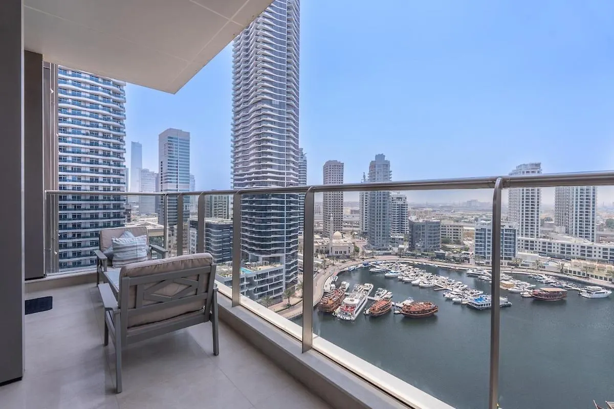Wonderful 1-Bedroom With Canal View At Sparkle Tower In Dubai Marina Апартаменты