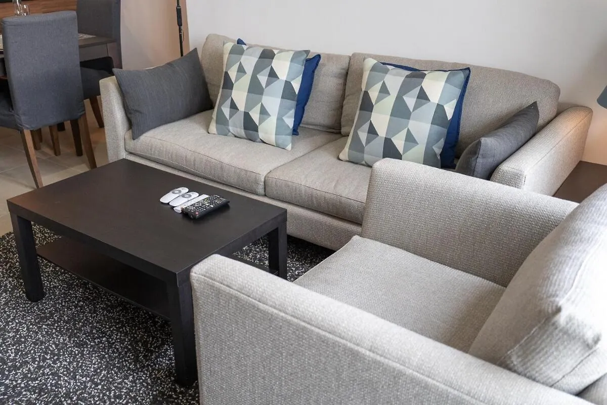 Апартаменты Wonderful 1-Bedroom With Canal View At Sparkle Tower In Dubai Marina ОАЭ
